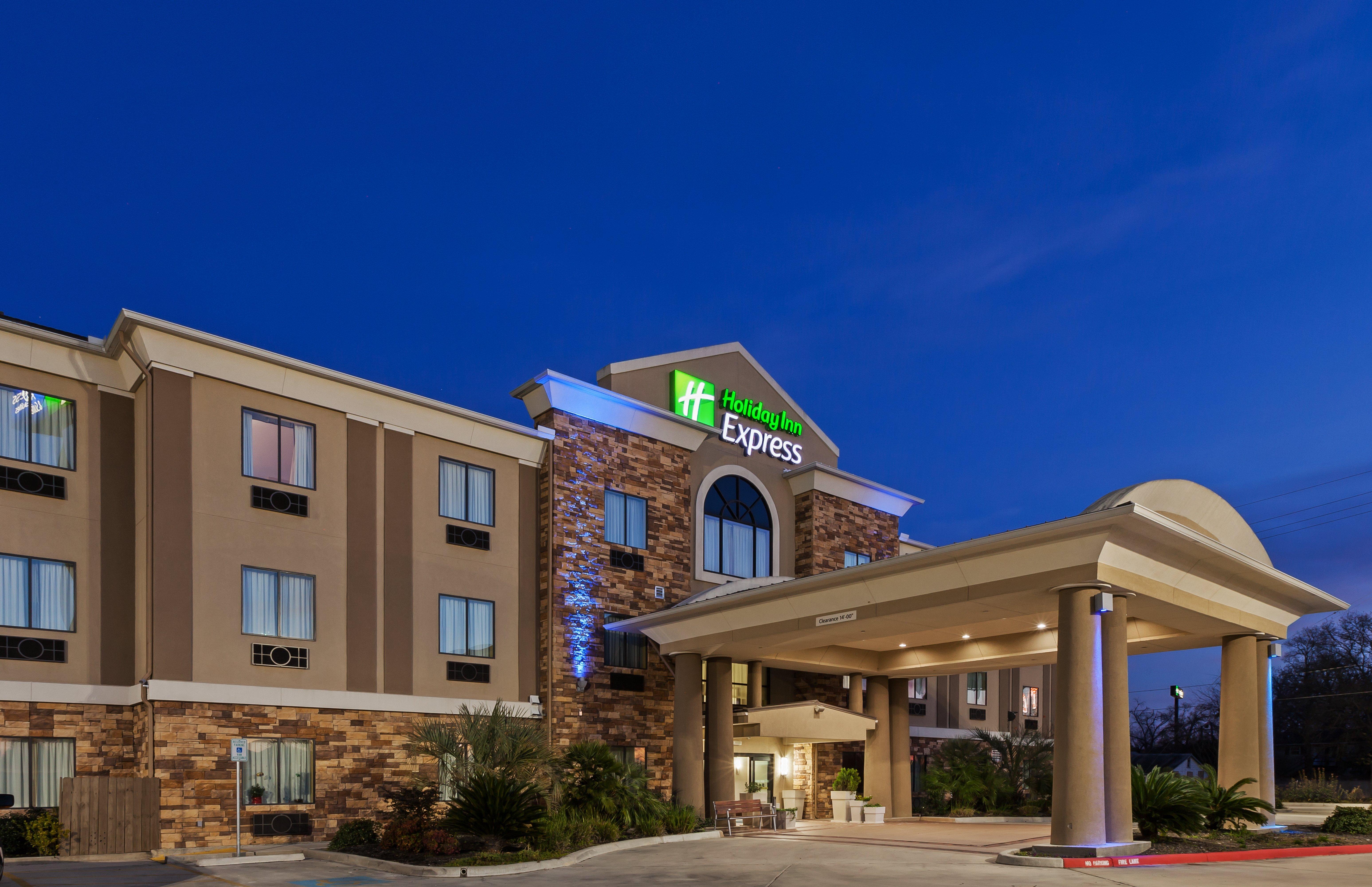 Holiday Inn Express & Suites Cleveland By Ihg Zewnętrze zdjęcie