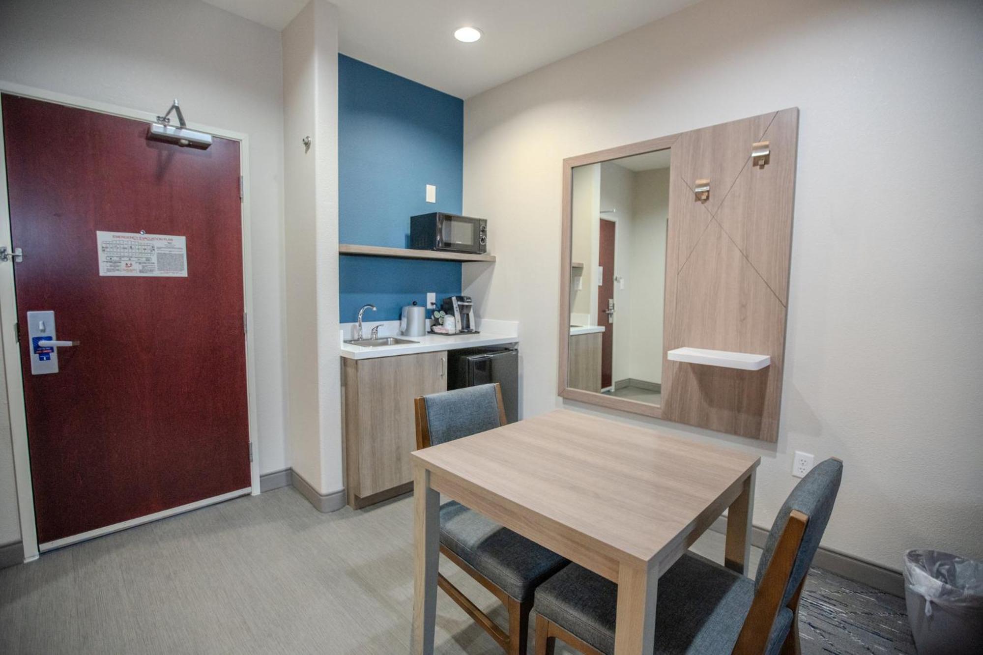 Holiday Inn Express & Suites Cleveland By Ihg Zewnętrze zdjęcie